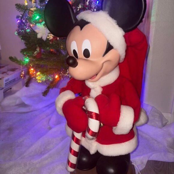 Disney Animated Mickey Mouse - Picture 2 of 7